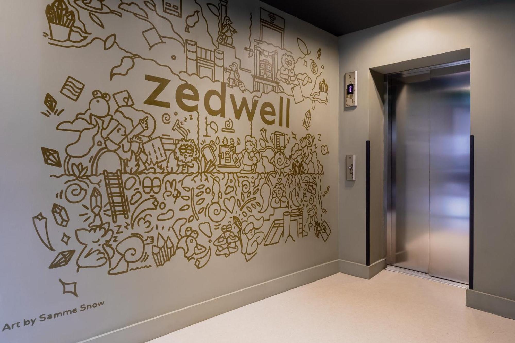 Zedwell Underground Hotel Tottenham Court Rd London Exteriör bild